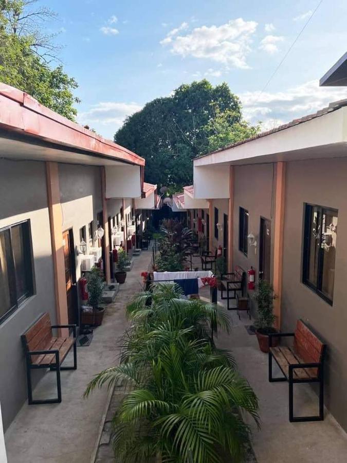 Cebuana'S Travelers Inn Coron Bagian luar foto